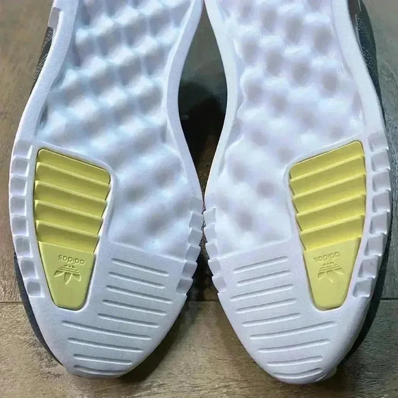 Adidas original sneakers, grey, size 11 1/2, NWT. - Picture 6 of 6